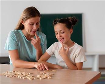 Dil ve Konuşma Terapisi